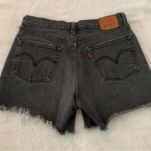 Women’s 27 LEVIS 501 Black Wash High Waisted Button Fly Classic Denim Shorts